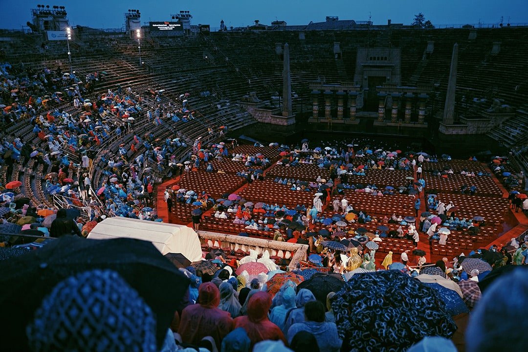 verona opera festival dress code Verona Opera Festival