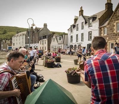 Stonehaven Folk Festival – Stonehaven, Scotland 2026 Stonehaven Folk Festival – Stonehaven, Scotland 2026
