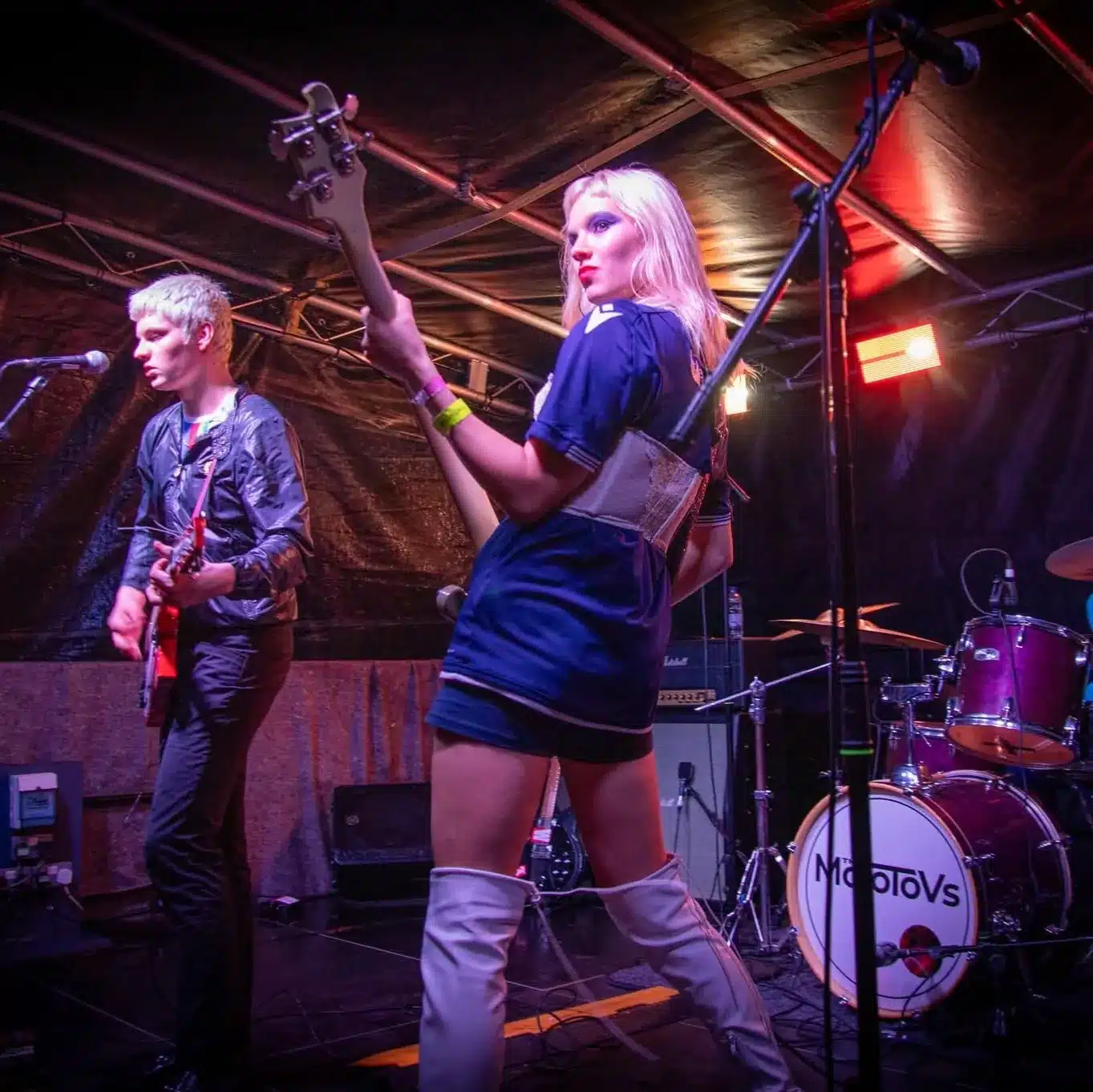 FOMO 节- 英国斯托马克特2026 - 欧洲旅行