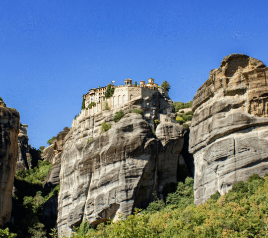 Athens: Meteora Monasteries Day Trip with Caves and Lunch Athens: Meteora Monasteries Day Trip with Caves and Lunch