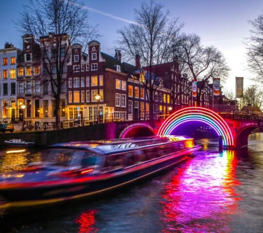 Amsterdam Light Festival 2026-2027 – Amsterdam, Netherlands