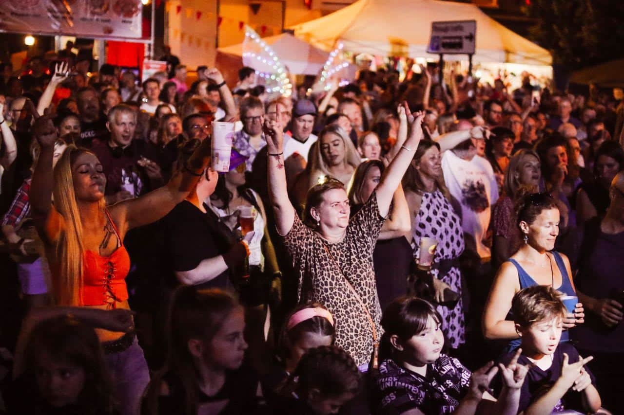 FollyFest Faringdon Arts Festival (music) – Faringdon, England 2026 FollyFest Faringdon Arts Festival (music) – Faringdon, England 2026