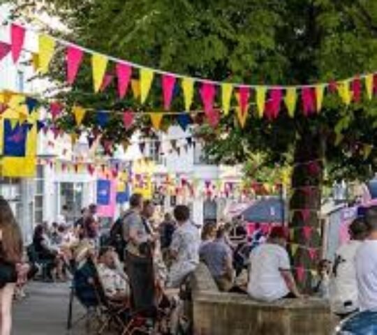 FollyFest Faringdon Arts Festival (music) – Faringdon, England 2026 FollyFest Faringdon Arts Festival (music) – Faringdon, England 2026