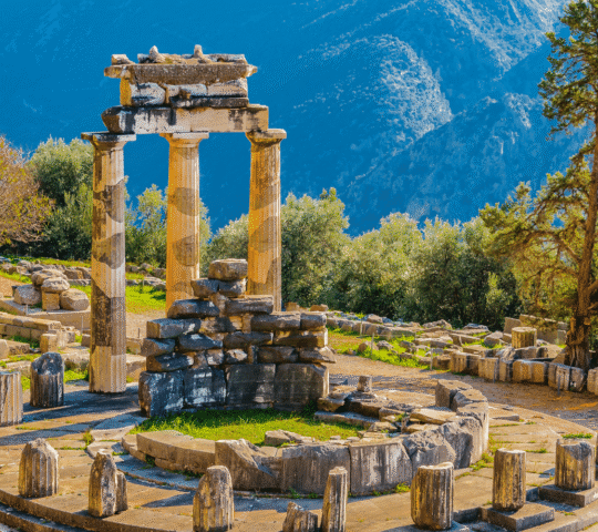 Athens: Delphi Oracle & Museum Tour with a Licensed Guide Athens: Delphi Oracle & Museum Tour with a Licensed Guide