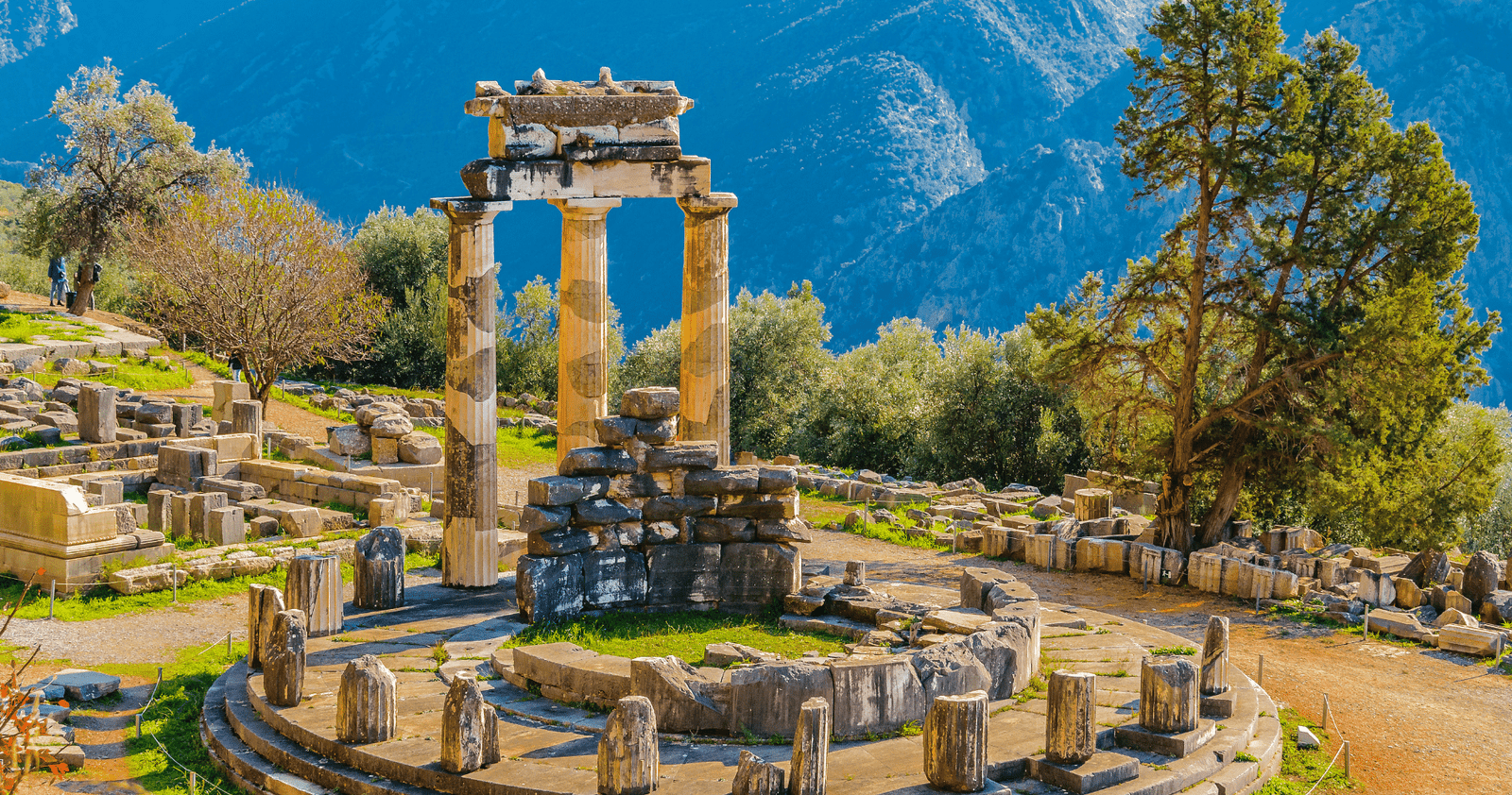 Athens: Delphi Oracle & Museum Tour with a Licensed Guide Athens: Delphi Oracle & Museum Tour with a Licensed Guide